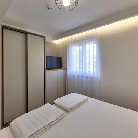 Amare Apartman Promajna