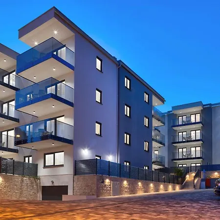 Amare Apartman Promajna